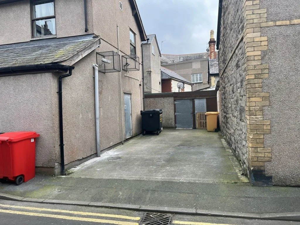 Littlers Building 10 Mostyn Street, Llandudno, Gwynedd, LL30 2PS