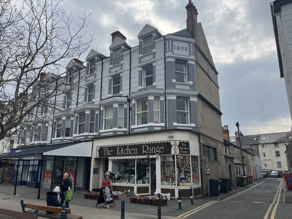 Littlers Building 10 Mostyn Street, Llandudno, Gwynedd, LL30 2PS