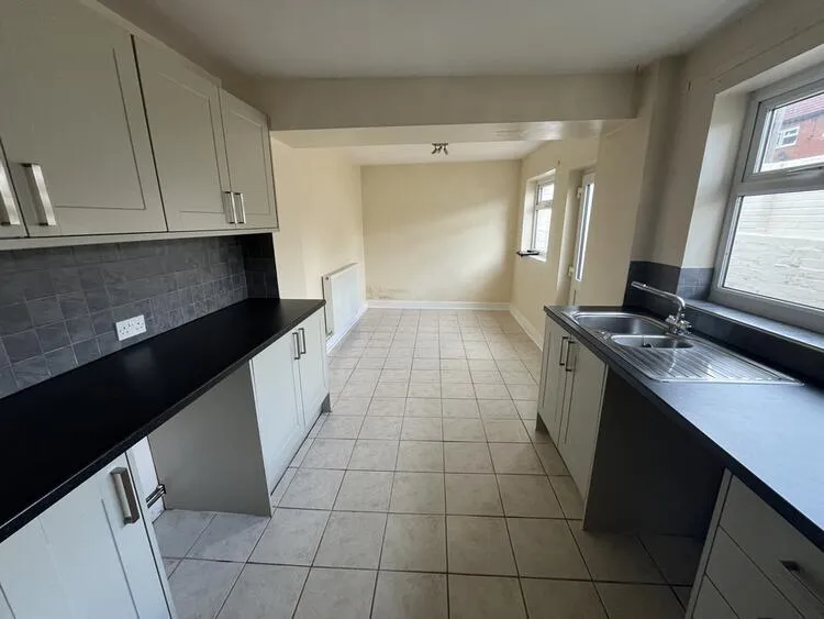 41 Kinver Street, Stoke-On-Trent, Staffordshire ST6 1JZ