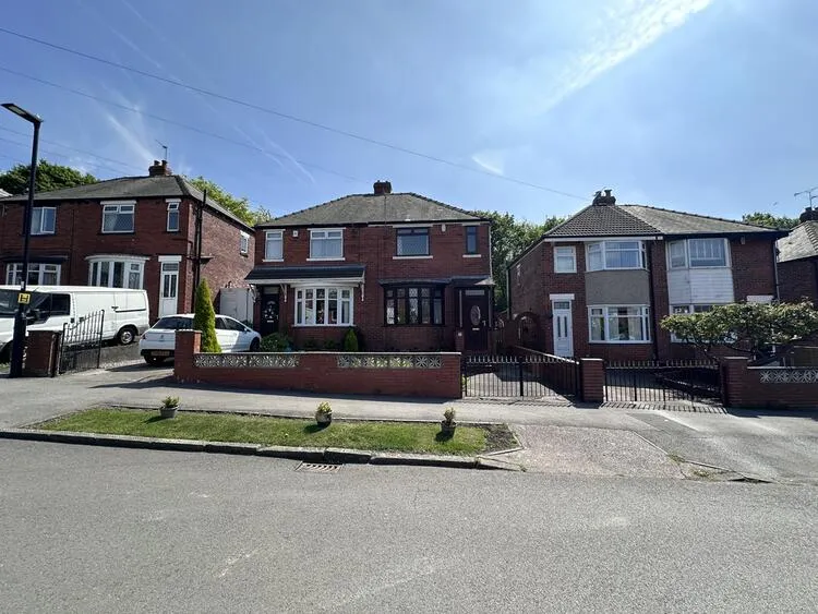 49 Handsworth Crescent, Sheffield S9 4BN