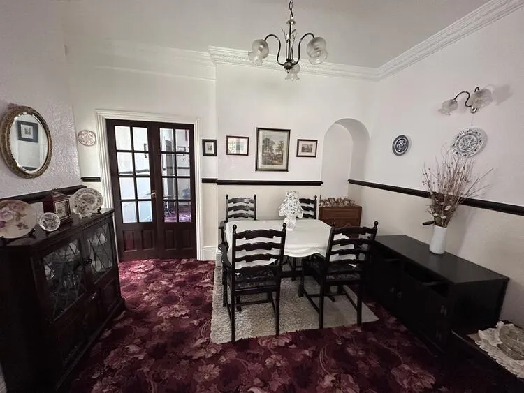 49 Handsworth Crescent, Sheffield S9 4BN