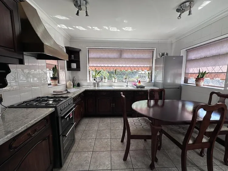 49 Handsworth Crescent, Sheffield S9 4BN