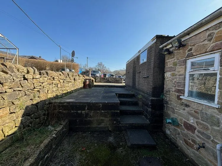 36 Lime Tree Road, Matlock, Derbyshire DE4 3EJ
