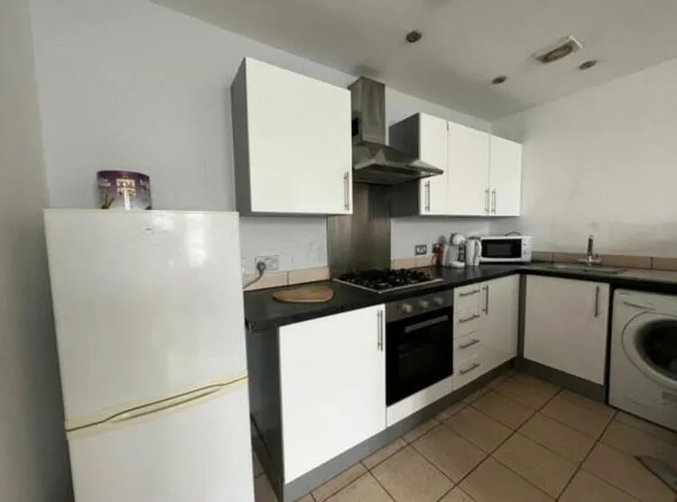 Flat 2, 24A Bedford Road, Bootle L20 7DW