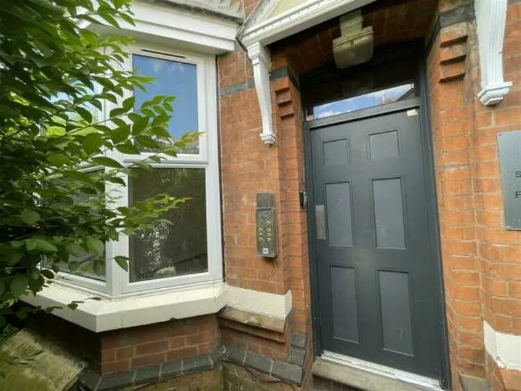 81 St. Peters Road, Leicester, Leicestershire LE2 1DH