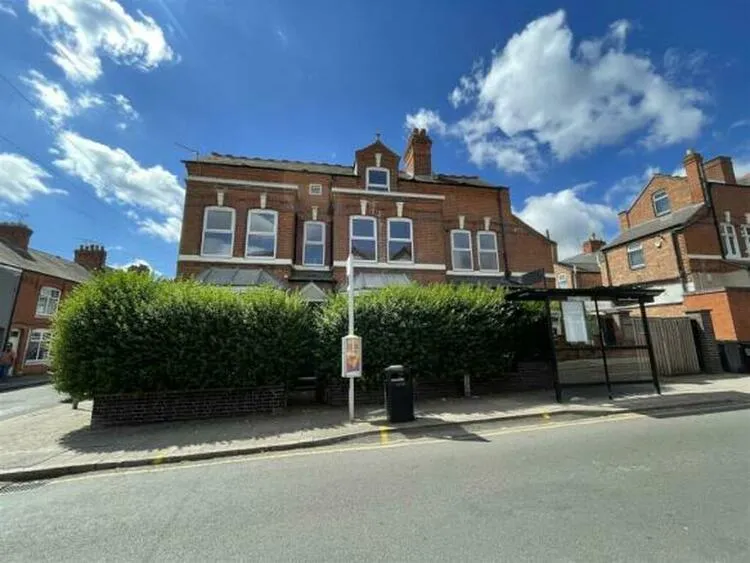 81 St. Peters Road, Leicester, Leicestershire LE2 1DH
