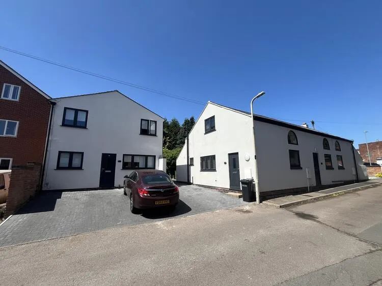 10-16 Chapel Street, Oadby, Leicestershire LE2 5AD