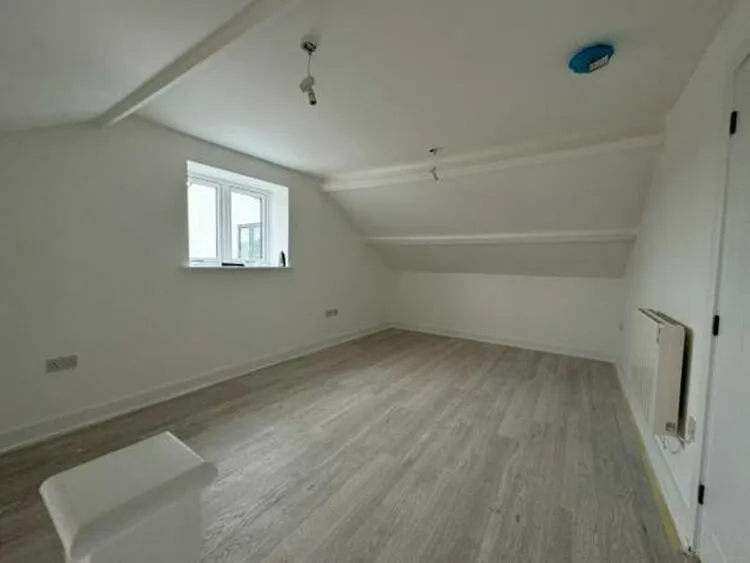 10-16 Chapel Street, Oadby, Leicestershire LE2 5AD