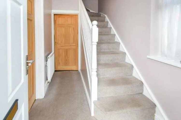 6 Woodhall Place, Newcastle ST5 6RB