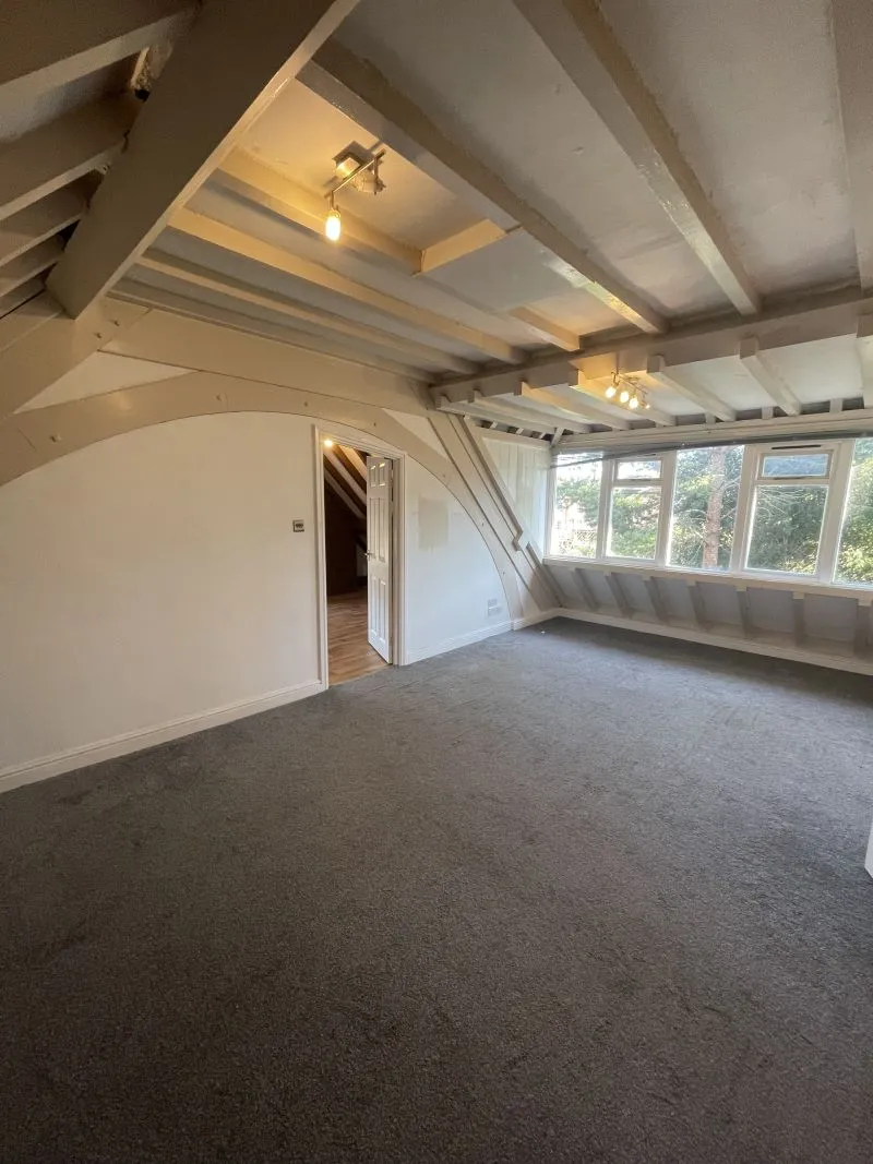 Flat 3, Old School House Salters Lane, Shrewsbury, Shropshire, SY3 7DG