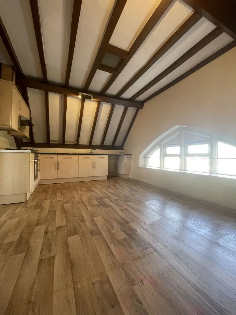 Flat 3, Old School House Salters Lane, Shrewsbury, Shropshire, SY3 7DG