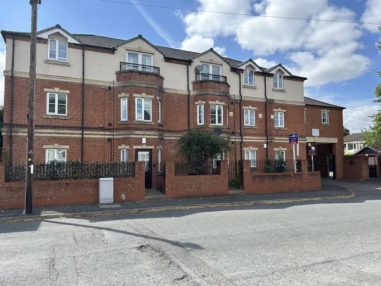 17 Riches House, Riches Street, Wolverhampton WV6 0DY