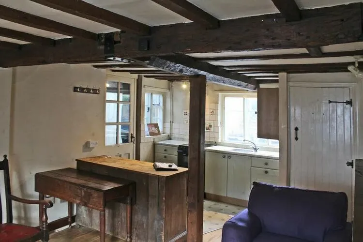 7 Cross Street, Tenbury Wells, Worcestershire WR15 8EF