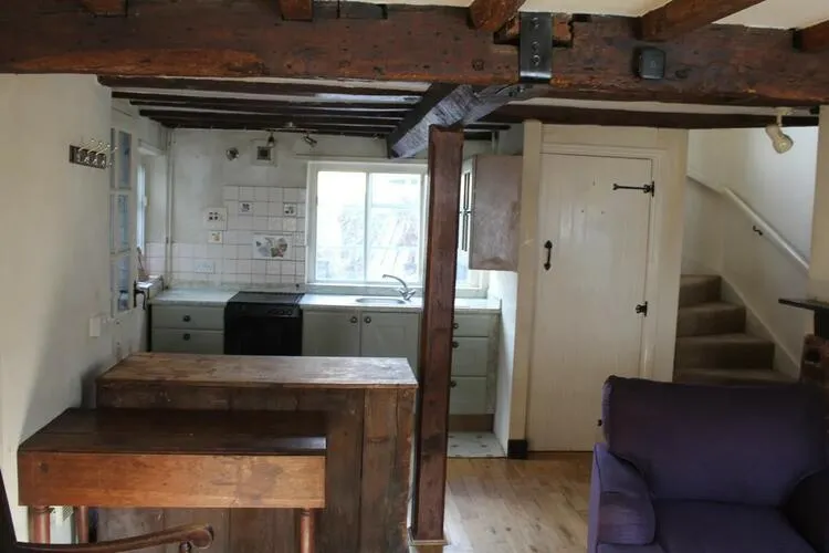 7 Cross Street, Tenbury Wells, Worcestershire WR15 8EF