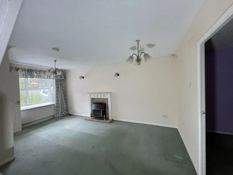 7 Burnwood Grove, Kidsgrove, Stoke-On-Trent ST7 4XY