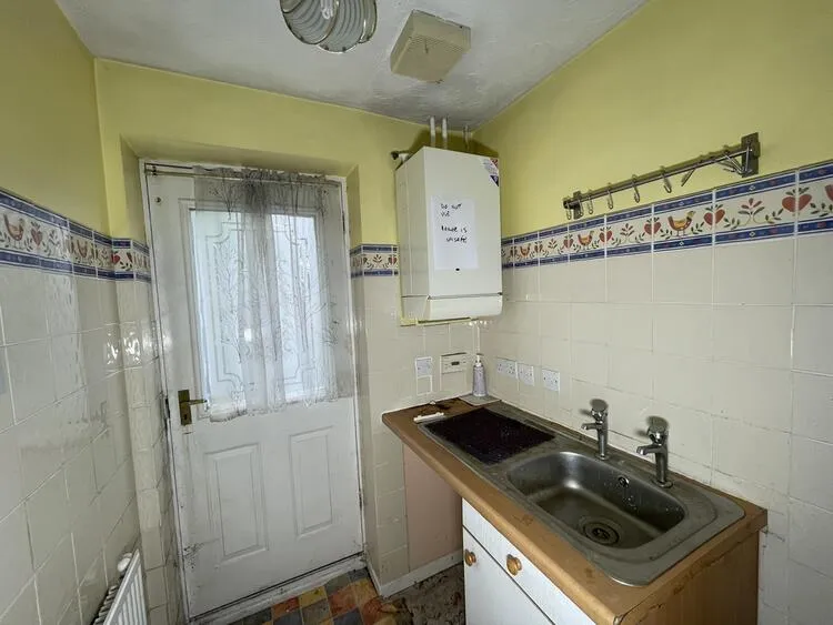 7 Burnwood Grove, Kidsgrove, Stoke-On-Trent ST7 4XY