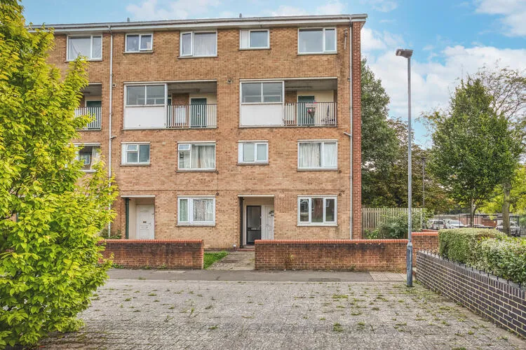 Flat 26, Five Lamps Court, Kedleston Street, Derby DE1 3JW