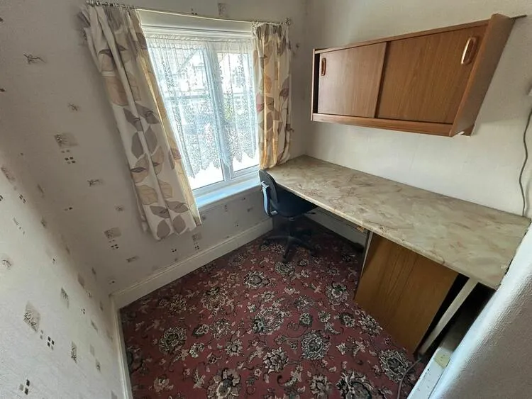 52 Harden Road, Walsall WS3 1EN