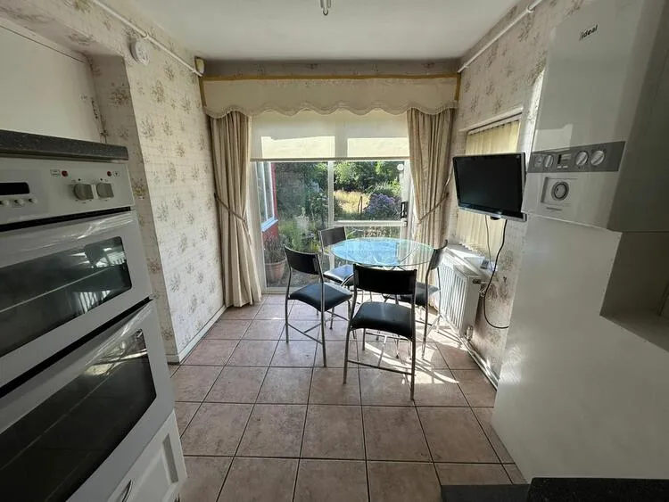 52 Harden Road, Walsall WS3 1EN