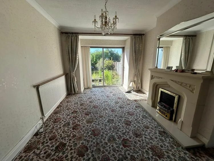 52 Harden Road, Walsall WS3 1EN