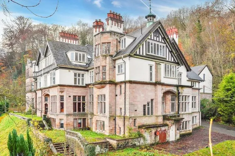 Cromford Court, Derby Road, Matlock Bath DE4 3PY