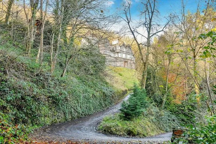 Cromford Court, Derby Road, Matlock Bath DE4 3PY