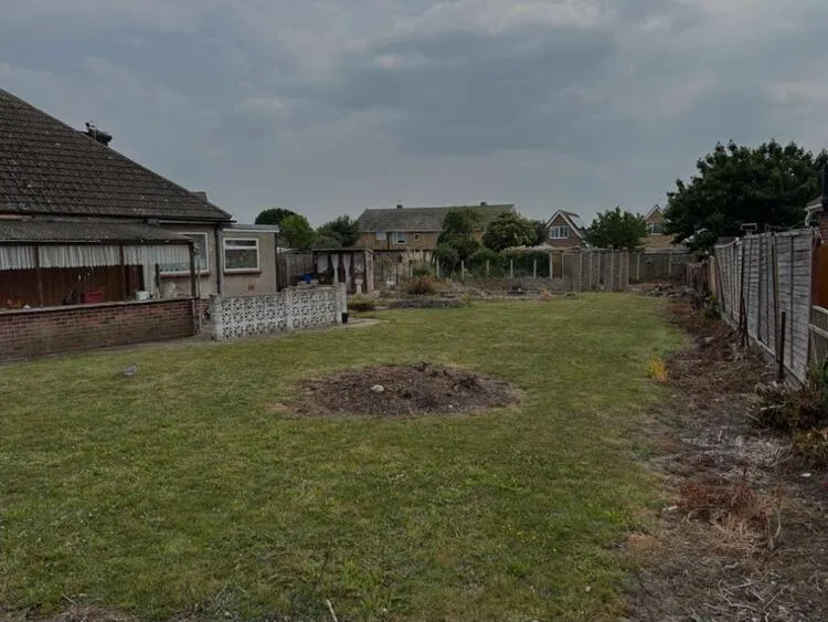 1 Alleyne Way (with adjacent building plot), Jaywick, Clacton-On-Sea, Essex CO15 2RD
