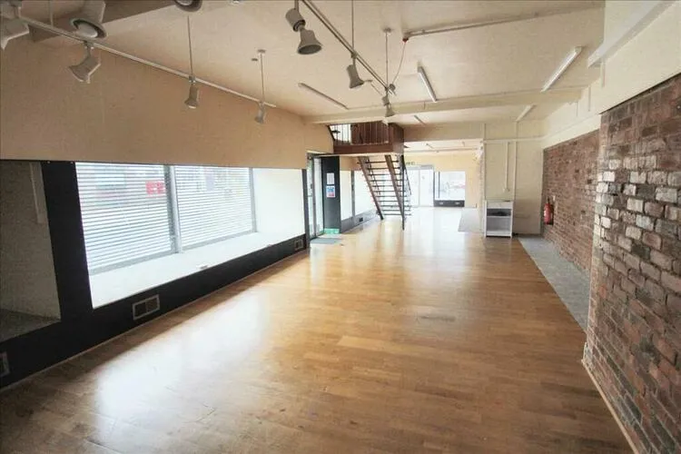 122 - 124 Nottingham Road, Eastwood, Nottingham NG16 3GD