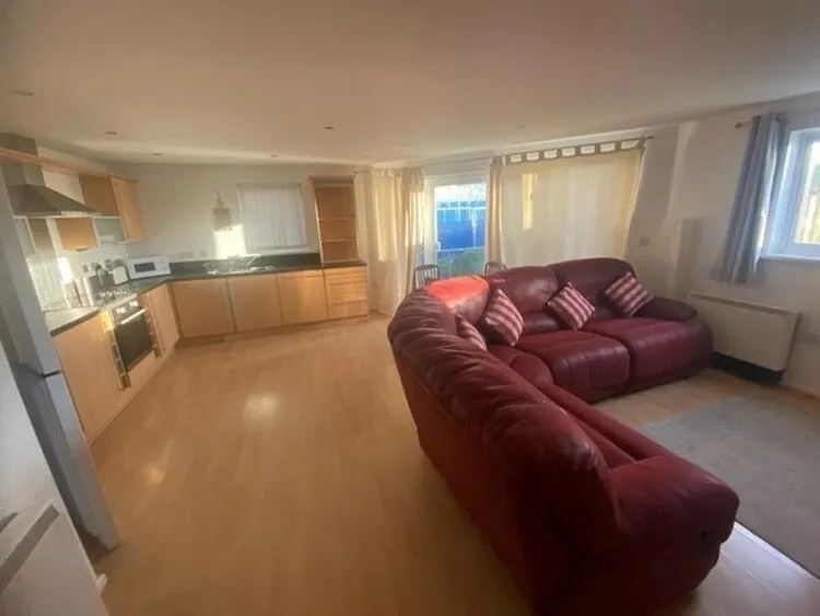 Flat 1, Cwrt Pandora, Pentre Doc Y Gogledd, Llanelli SA15 2LJ
