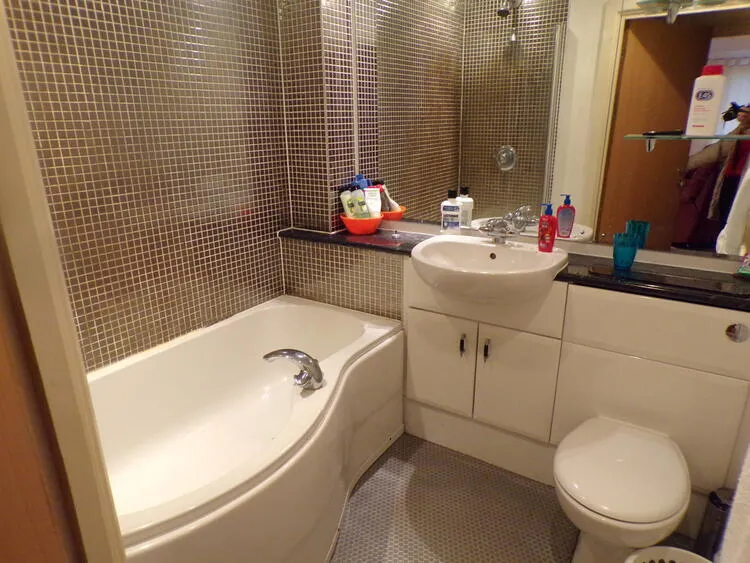Flat 1, Cwrt Pandora, Pentre Doc Y Gogledd, Llanelli SA15 2LJ