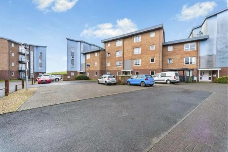 Flat 1, Cwrt Pandora, Pentre Doc Y Gogledd, Llanelli SA15 2LJ
