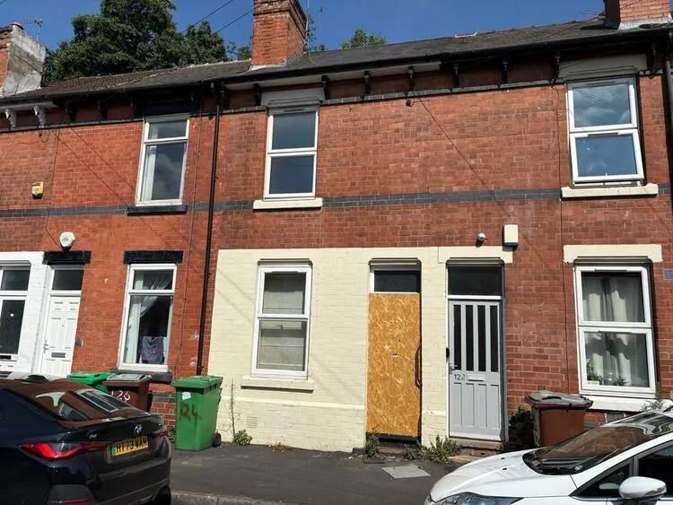124 Rosetta Road, Nottingham NG7 7GG