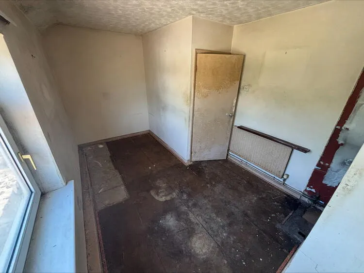 111 Nottingham Road, Somercotes, Alfreton, Derbyshire DE55 4JH