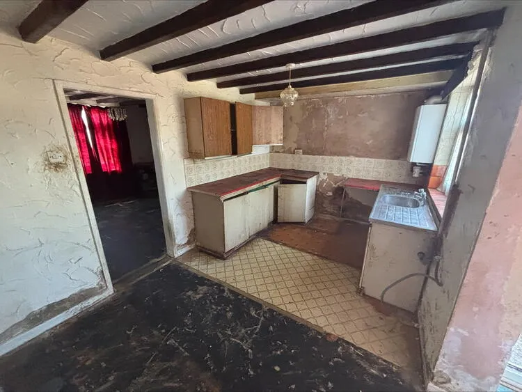 111 Nottingham Road, Somercotes, Alfreton, Derbyshire DE55 4JH