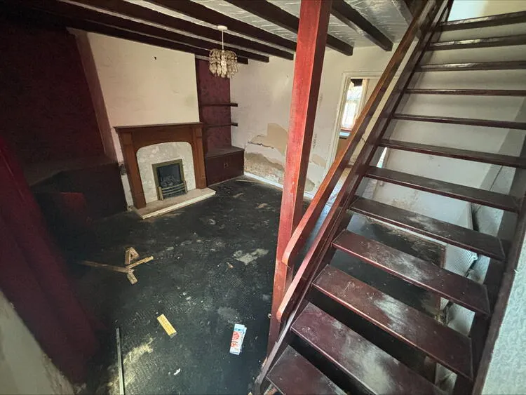 111 Nottingham Road, Somercotes, Alfreton, Derbyshire DE55 4JH