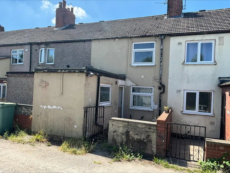 111 Nottingham Road, Somercotes, Alfreton, Derbyshire DE55 4JH