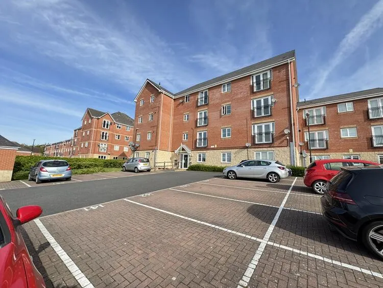 137 Signet Square, Coventry CV2 4NY