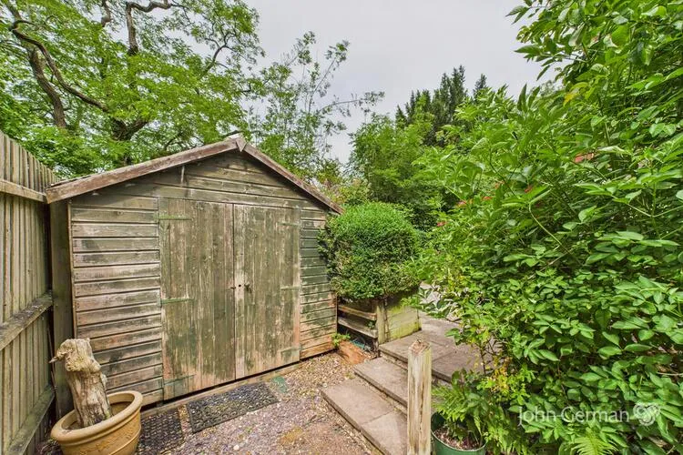 209 Newton Road, Burton-On-Trent DE15 0TU