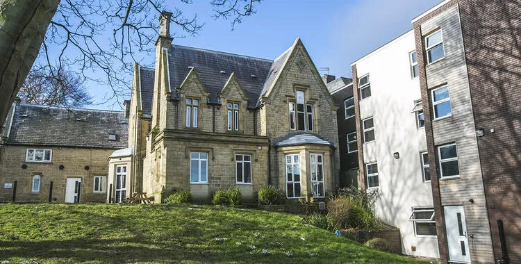 Studio 5, St. Anns Lodge, St. Anns Lane, Leeds LS4 2SJ