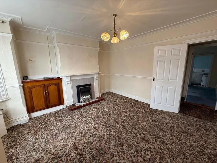 17 Church Drive, Hucknall, Nottingham NG15 7BX