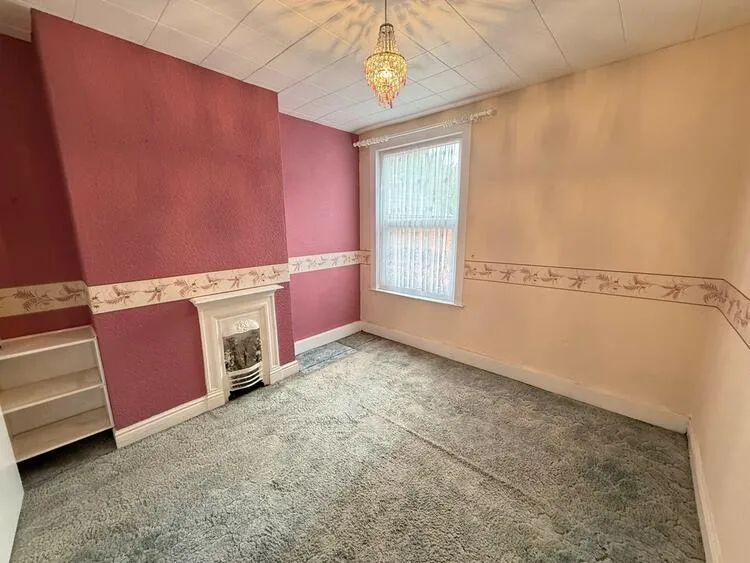 17 Church Drive, Hucknall, Nottingham NG15 7BX