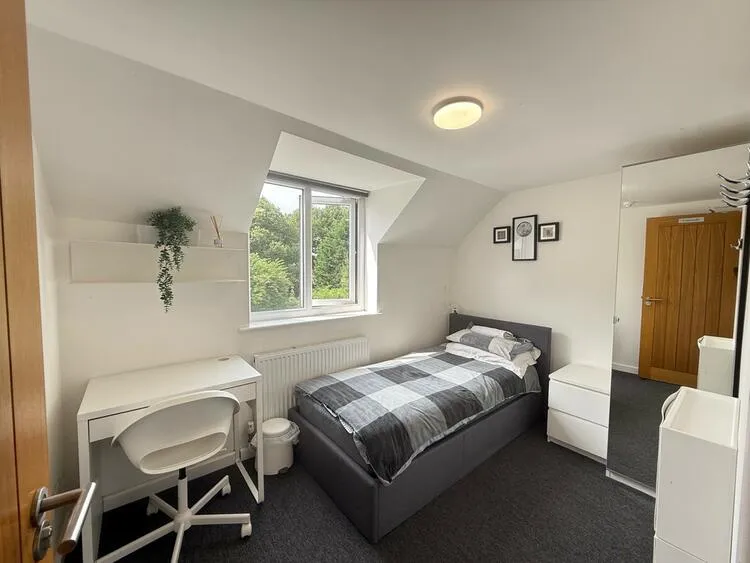 1A & 1B Radford Grove Lane, Nottingham NG7 5QB