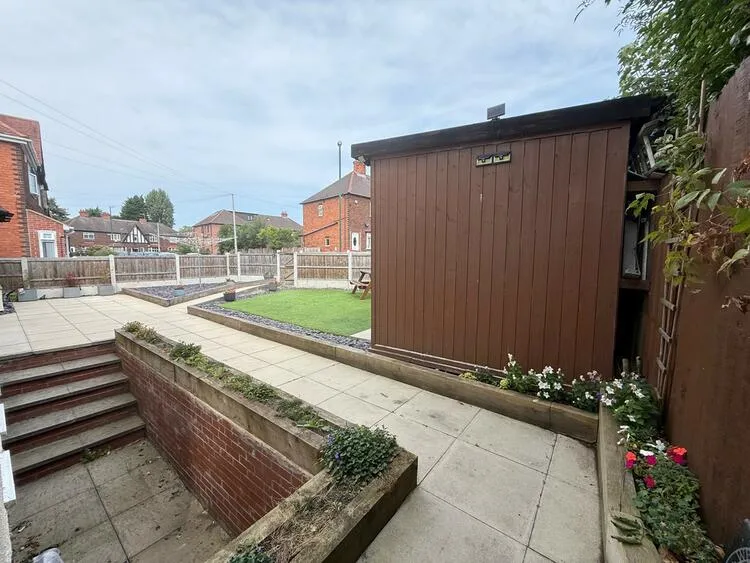 1A & 1B Radford Grove Lane, Nottingham NG7 5QB