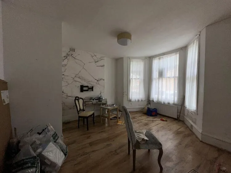 Flat A, 72 Lynmouth Road, Hackney, London N16 6XH