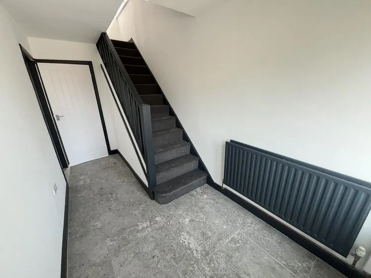 94 Rosslyn Road, Whitwick, Coalville, Leicestershire LE67 5PT
