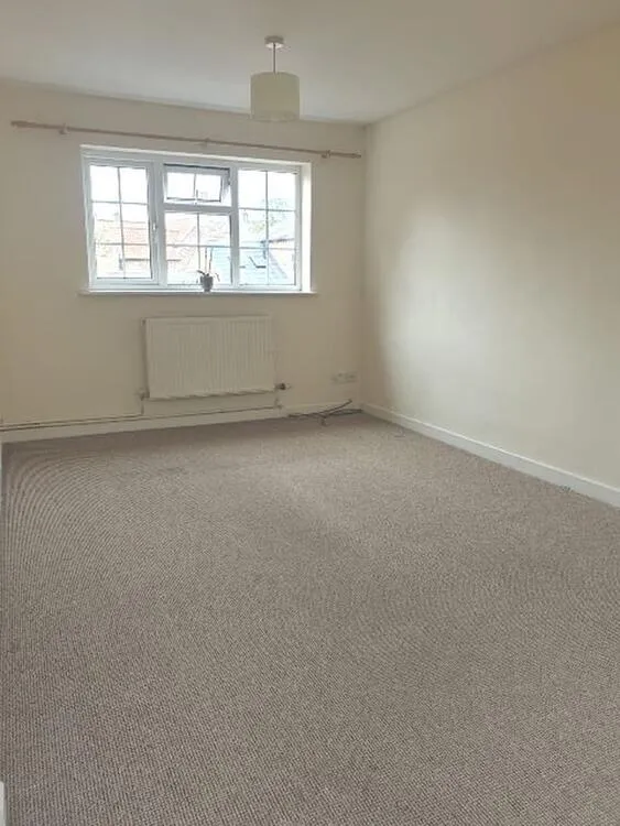 131 Long Street, Easingwold YO61 3JB