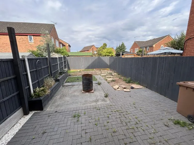 21 Leys Field Gardens, Chellaston, Derby DE73 6PL
