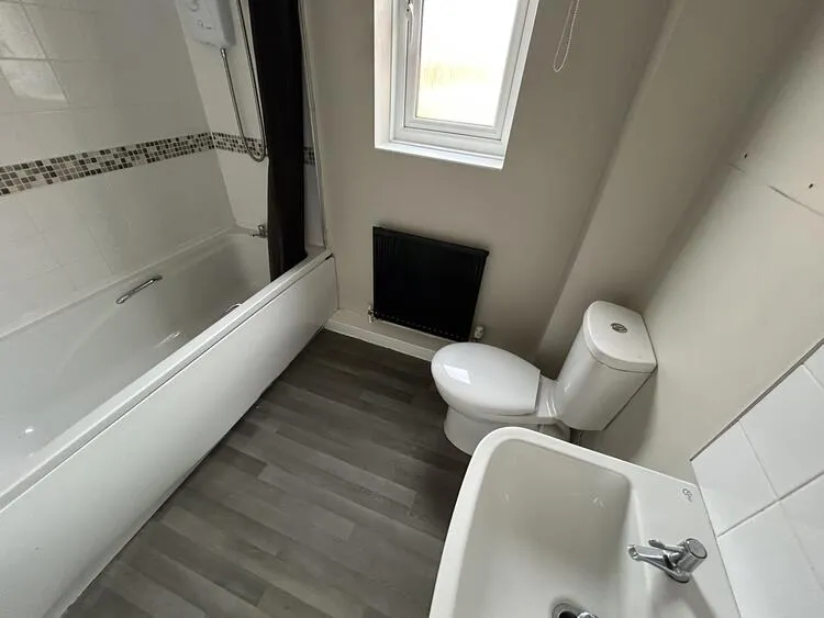 21 Leys Field Gardens, Chellaston, Derby DE73 6PL
