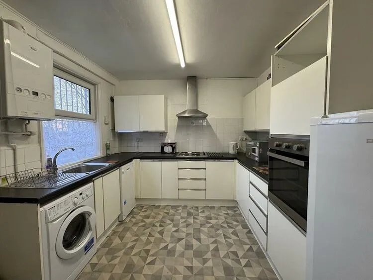 166 Uttoxeter New Road, Derby DE22 3JB