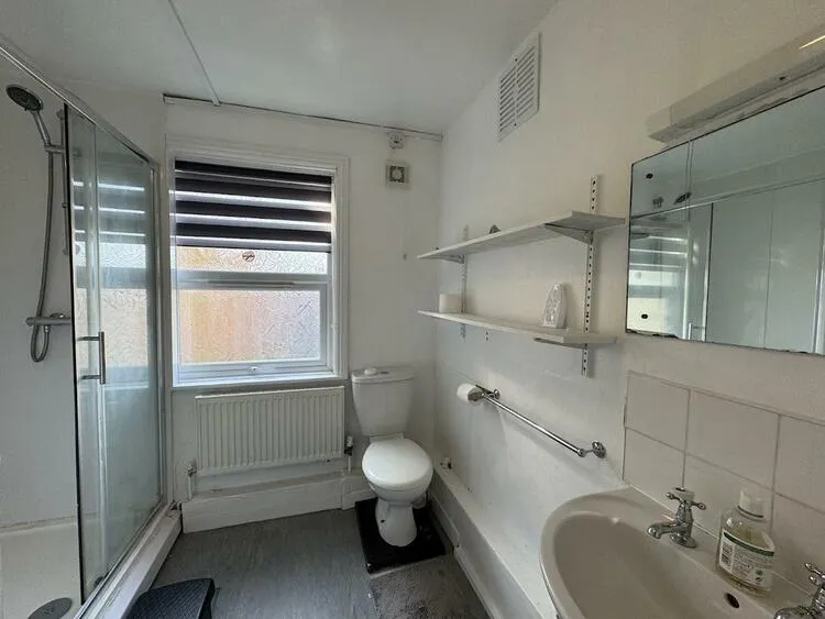 166 Uttoxeter New Road, Derby DE22 3JB